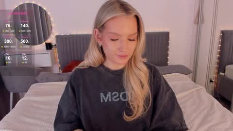 Snapshot of cassietyler chatting on 01-17-26, 12:10 Angel 3 online show from 01-17-26, 12:10