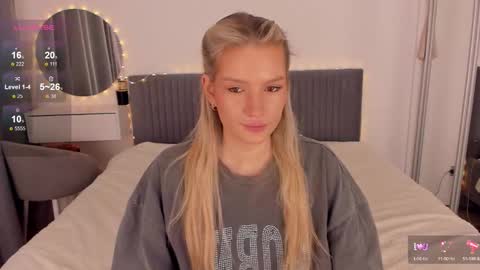 Snapshot of cassietyler chatting on 02-22-26, 11:20 Angel 3 online show from 02-22-26, 11:20