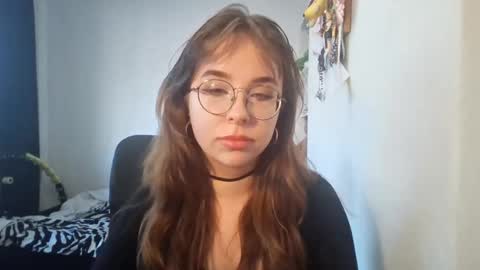 Snapshot of cassiexnatural chatting on 03-18-26, 03:15 CassieXNatural online show from 03-18-26, 03:15