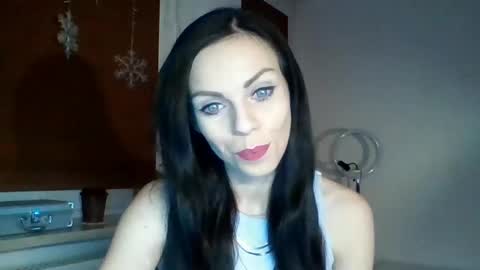 Cassie online show from 01-25-25, 07:18