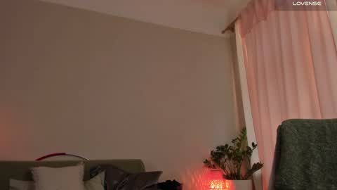 Snapshot of cassisland chatting on 01-07-25, 08:45 cassandra online show from 01-07-25, 08:45