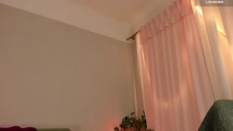 Snapshot of cassisland chatting on 01-31-25, 09:16 cassandra online show from 01-31-25, 09:16