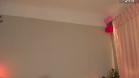 Snapshot of cassisland chatting on 02-25-25, 07:14 cassandra online show from 02-25-25, 07:14