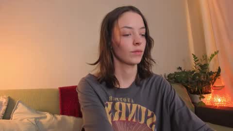  cassandra  online show from 01-11-26, 08:36