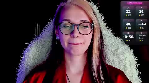 Snapshot of cassy_moore chatting on 02-25-25, 07:03 Ellie online show from 02-25-25, 07:03