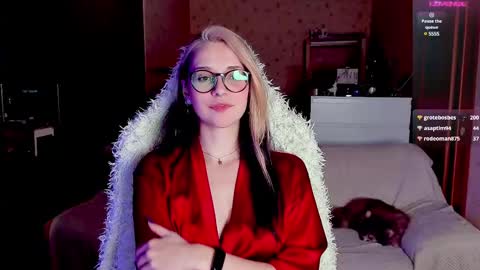 Snapshot of cassy_moore chatting on 03-06-25, 06:37 Ellie online show from 03-06-25, 06:37