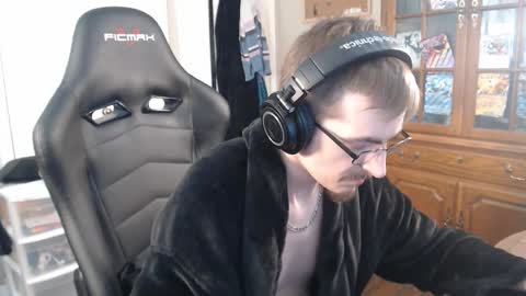 casuallycorrupt online show from 10-31-25, 12:11