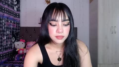 Snapshot of cat_mila_ chatting on 09-13-25, 05:29 Mila online show from 09-13-25, 05:29