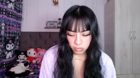 Snapshot of cat_mila_ chatting on 09-25-25, 12:58 Mila online show from 09-25-25, 12:58