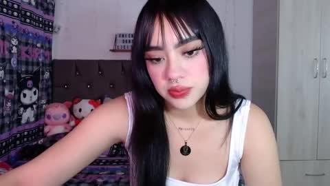 Snapshot of cat_mila_ chatting on 09-28-25, 03:45 Mila online show from 09-28-25, 03:45