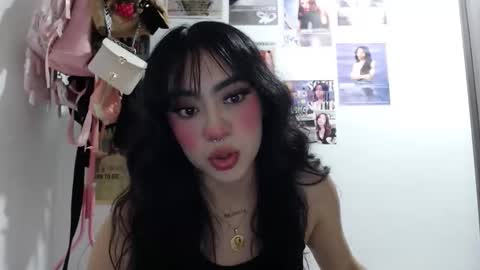 Mila online show from 10-23-25, 06:02