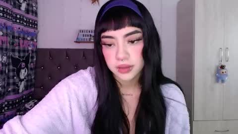 Mila online show from 04-16-26, 03:29