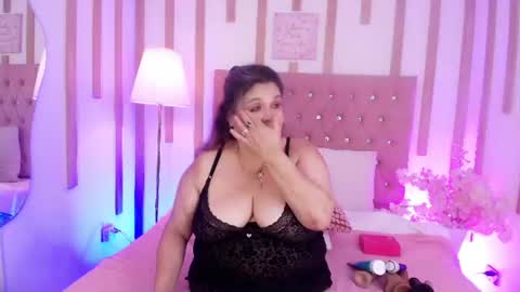 Snapshot of cat_wild chatting on 07-09-26, 08:57 Marce online show from 07-09-26, 08:57