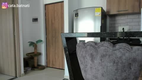 Snapshot of cata_batnati chatting on 12-21-24, 09:47 Catalina online show from 12-21-24, 09:47