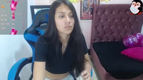 Snapshot of catalehia_milk chatting on 12-20-24, 08:45 C A T A L E H I A online show from 12-20-24, 08:45