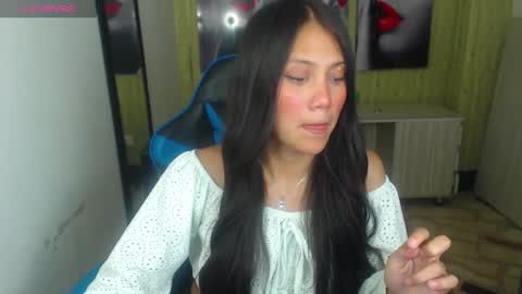 Snapshot of catalehia_milk chatting on 02-04-25, 08:59 C A T A L E H I A online show from 02-04-25, 08:59