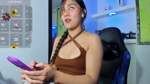 Snapshot of catalehia_milk chatting on 11-11-25, 09:04 C A T A L E H I A online show from 11-11-25, 09:04