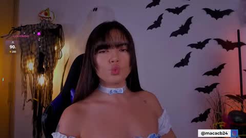 MACARENA online show from 10-14-25, 08:53