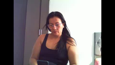 Snapshot of catalina2408 chatting on 01-18-25, 02:44 catalina2408 online show from 01-18-25, 02:44