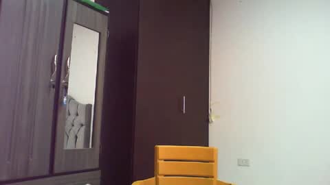 Snapshot of catalina2408 chatting on 02-07-25, 03:19 catalina2408 online show from 02-07-25, 03:19