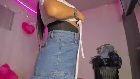 Cata y Roger online show from 01-22-25, 11:10