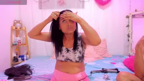 Cata y Roger online show from 03-12-25, 07:24