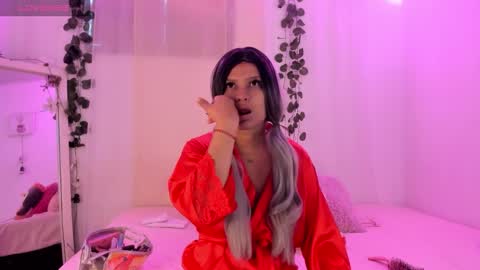 Cata y Roger online show from 11-09-25, 03:10