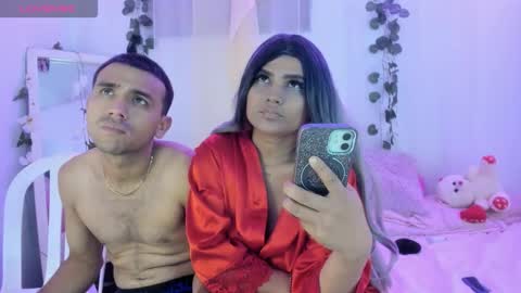 Cata y Roger online show from 11-15-25, 04:32