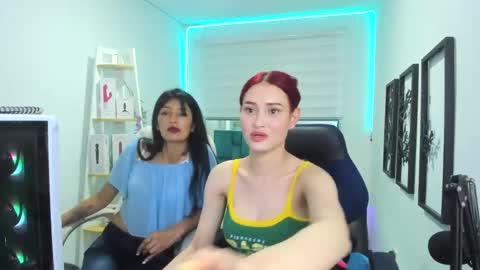 Snapshot of catalina_hot7 chatting on 10-28-25, 03:43 catalina_hot7 online show from 10-28-25, 03:43