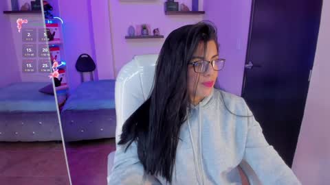 Snapshot of catalina_naughtyy chatting on 12-30-24, 09:19 Catalina online show from 12-30-24, 09:19
