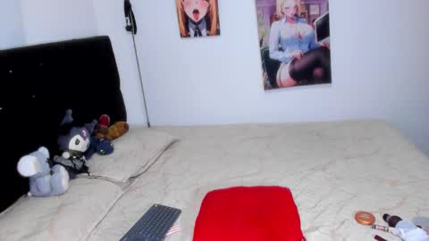 Catalina online show from 03-05-26, 07:04