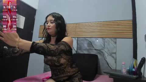 Snapshot of catalinaa32 chatting on 05-28-26, 11:18 catalina online show from 05-28-26, 11:18