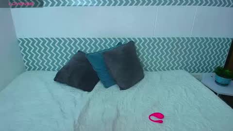 Snapshot of catalinahenao chatting on 10-07-25, 03:25 cata online show from 10-07-25, 03:25