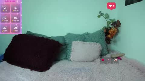 Snapshot of catalinahot2023 chatting on 10-23-25, 03:06 Catalina online show from 10-23-25, 03:06