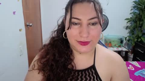 Snapshot of catalinamarpi45 chatting on 07-12-26, 05:31 cataleya online show from 07-12-26, 05:31