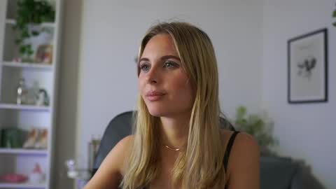 catecrago  online show from 02-12-25, 01:59