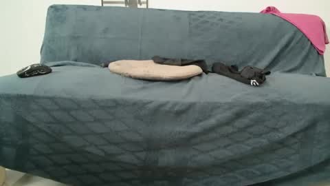 Snapshot of catelinan chatting on 06-21-26, 05:54 catelinan online show from 06-21-26, 05:54