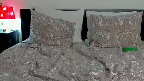 Snapshot of caterinnakat chatting on 02-10-25, 01:22 Kat online show from 02-10-25, 01:22