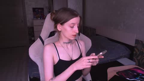Snapshot of cath_dysphoria_ chatting on 07-15-26, 12:10 CATH online show from 07-15-26, 12:10