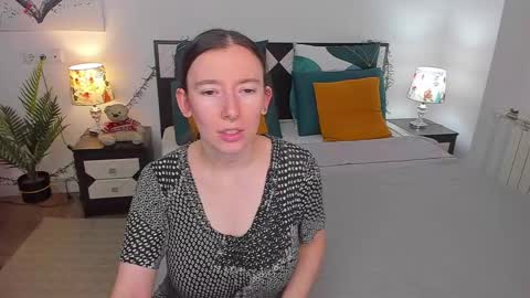 Catrin online show from 12-25-24, 07:14