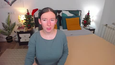 Catrin online show from 01-08-25, 01:53