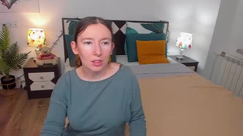 Catrin online show from 02-20-25, 06:17