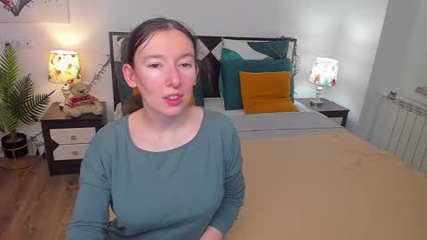 Catrin online show from 02-21-25, 03:45