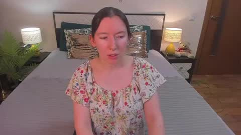 Catrin online show from 04-23-26, 04:35