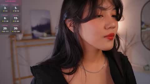 Lee online show from 11-10-25, 04:06