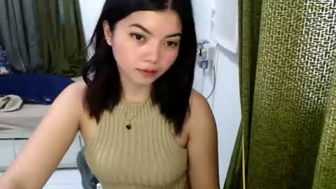 Snapshot of cathy_lyn chatting on 06-22-26, 01:29 cathy_lyn online show from 06-22-26, 01:29
