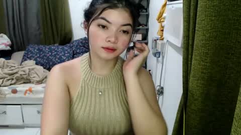 Snapshot of cathy_lyn chatting on 07-01-26, 11:56 cathy_lyn online show from 07-01-26, 11:56