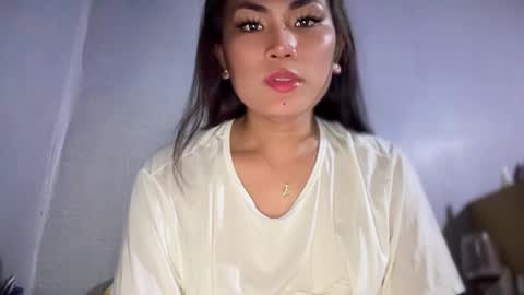 Snapshot of cathy_sanches chatting on 12-24-24, 06:39 cathy online show from 12-24-24, 06:39