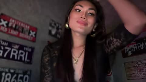 Snapshot of cathy_sanches chatting on 02-27-25, 11:31 cathy online show from 02-27-25, 11:31