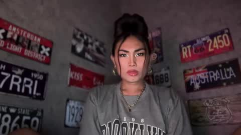 Snapshot of cathy_sanches chatting on 02-28-25, 06:21 cathy online show from 02-28-25, 06:21